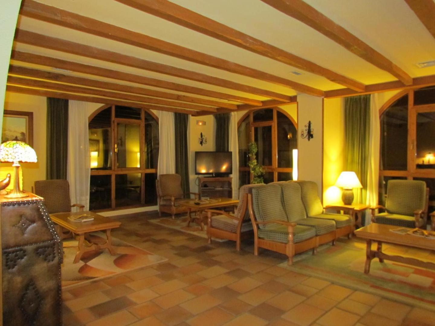 Maison d'hôtes San Glorio à Llánaves de la Reina Extérieur photo