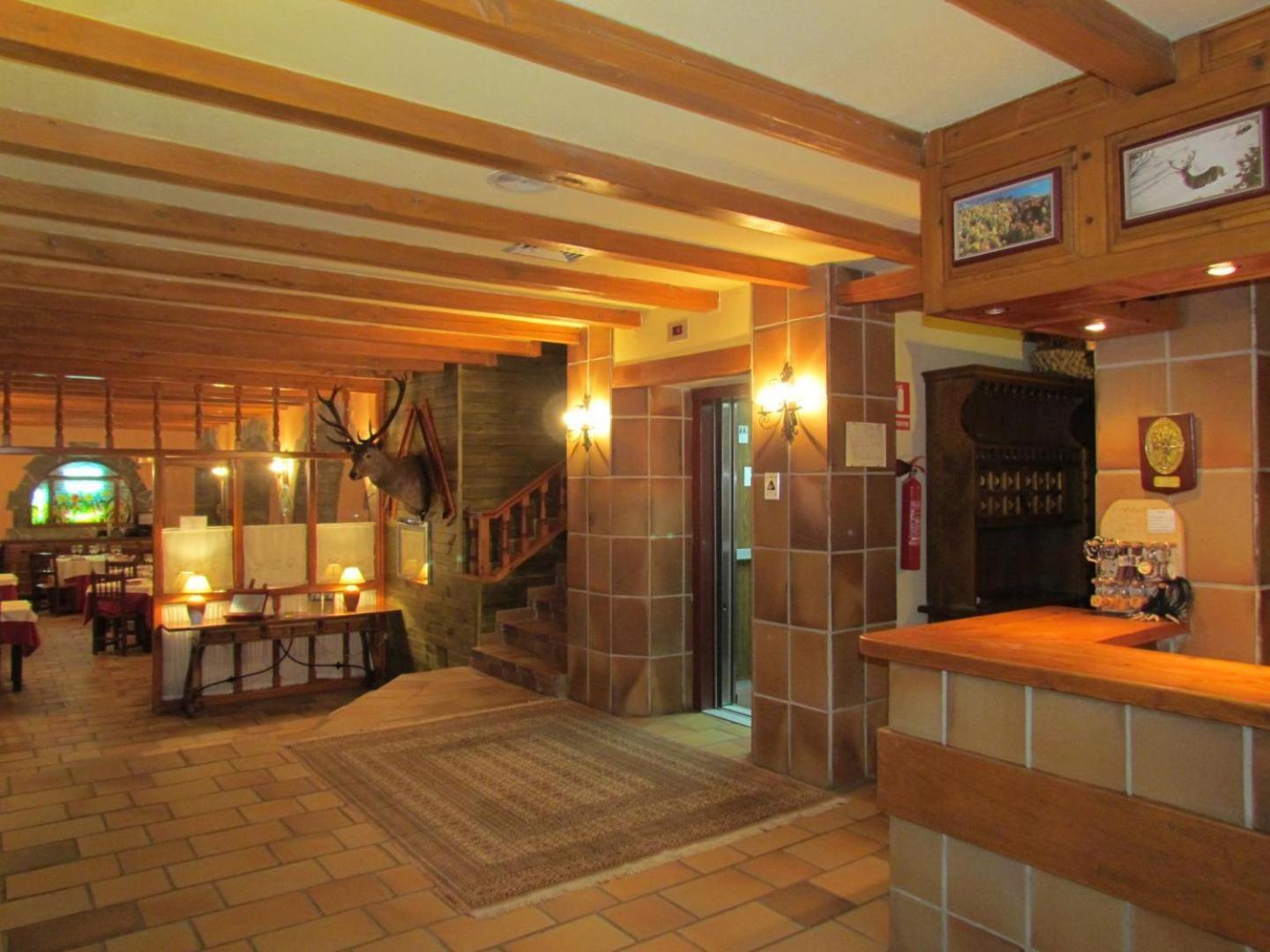 Maison d'hôtes San Glorio à Llánaves de la Reina Extérieur photo